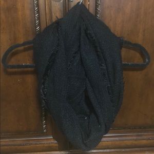 Black wool round scarf
